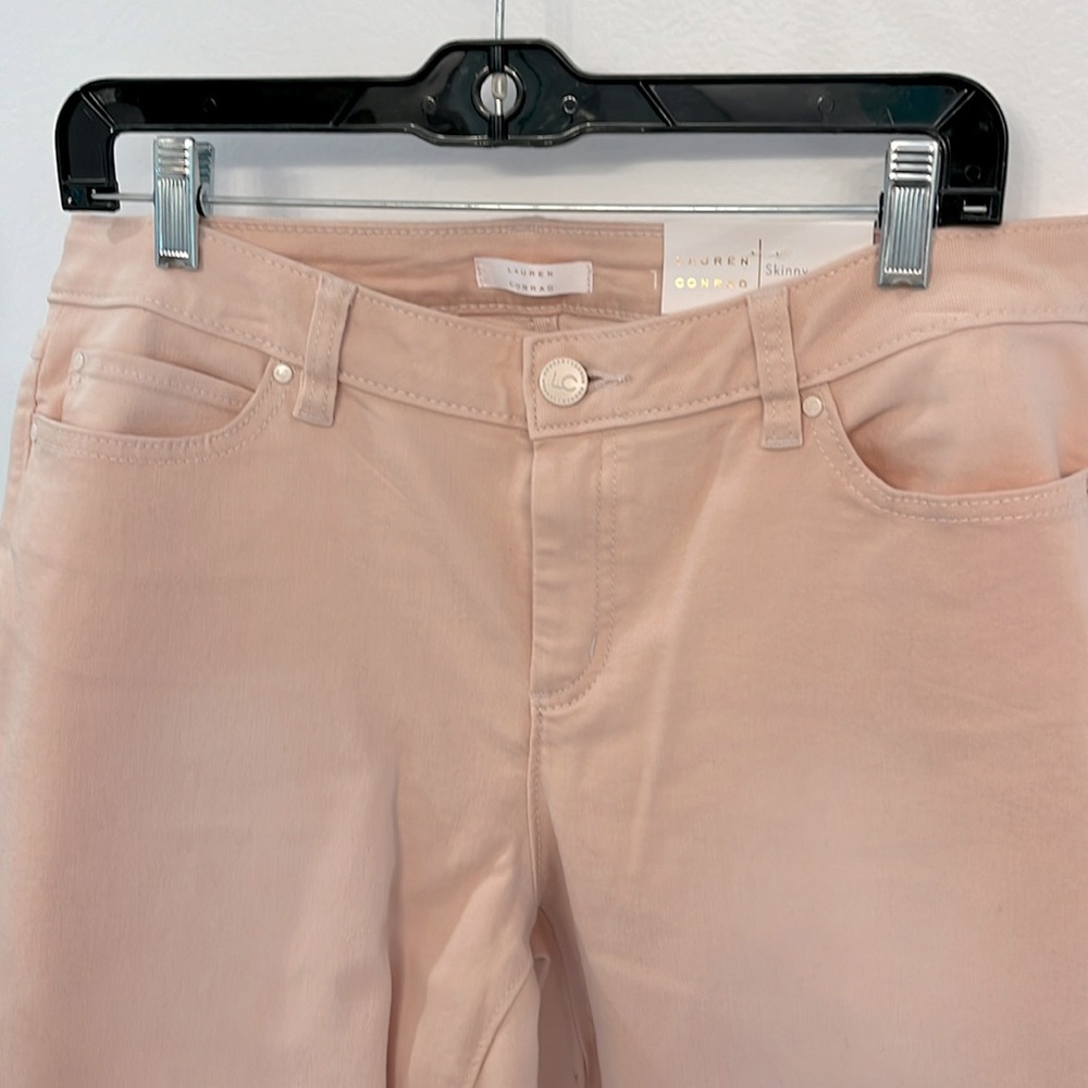 NWT Lauren Conrad Pink skinny crop pants